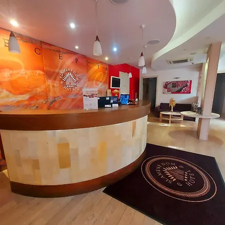 Slameny Dom & Hotel 4*