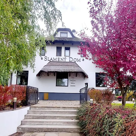 Hotel Slameny Dom & 4*