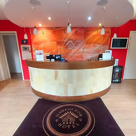 Hotel Slameny Dom & Malá Ida