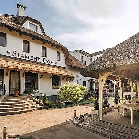 Hotel Slameny Dom & 4*